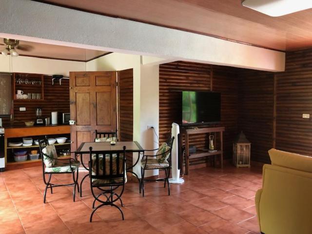 Casa Toucan Mit Privat Pool Near Np Ballena Uvita Extérieur photo